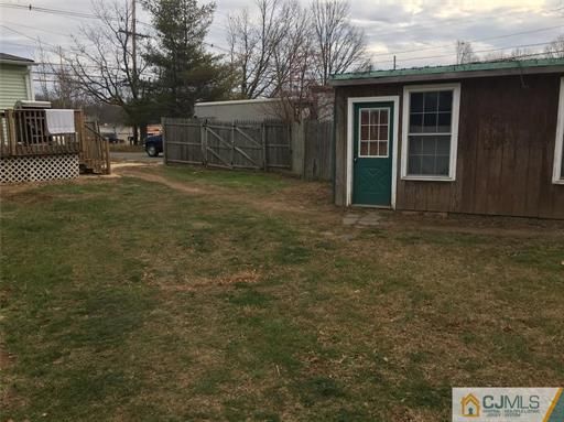 513 New Jersey 33, Millstone, NJ 08535